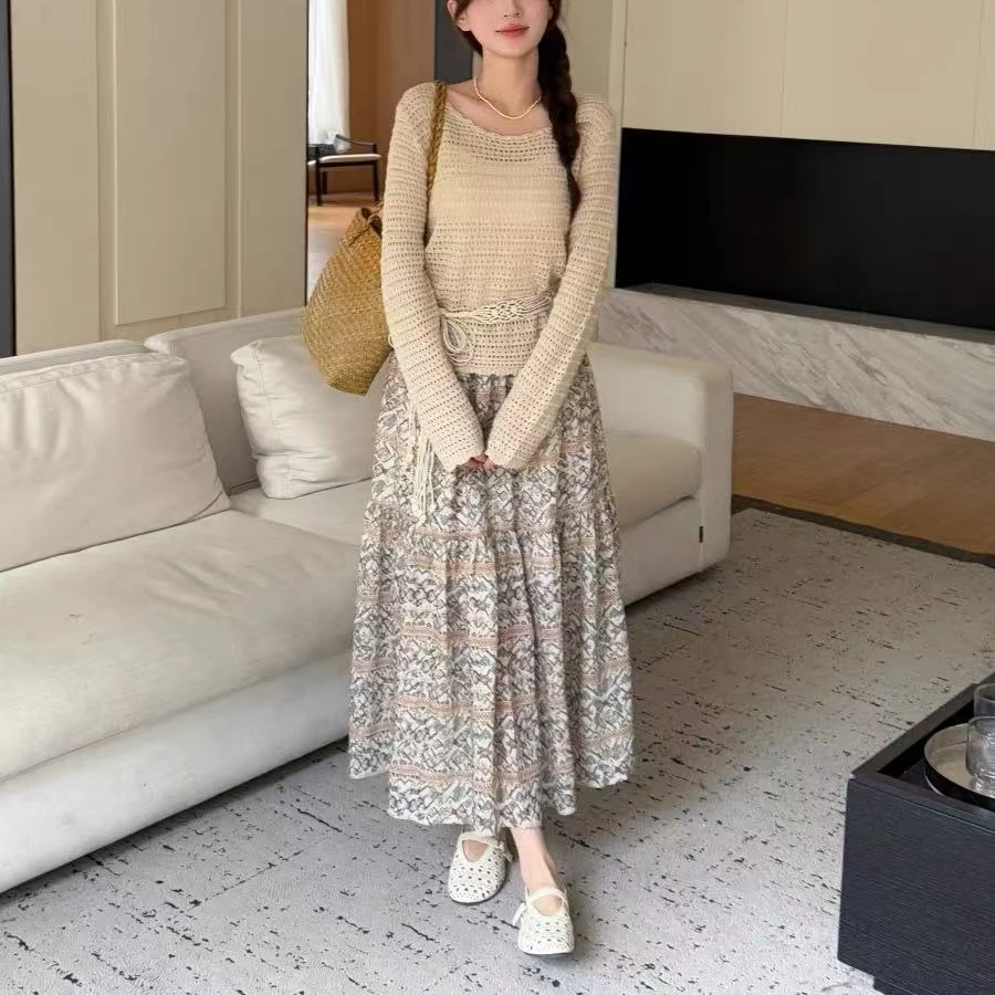 长袖镂空上衣碎花半身裙两件套03017.(衣长52裙长89)