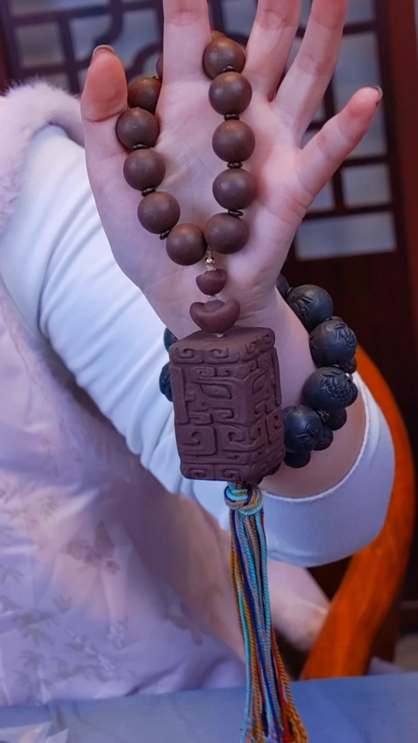 柠**。闻思香 饕餮印章 瑕 福利