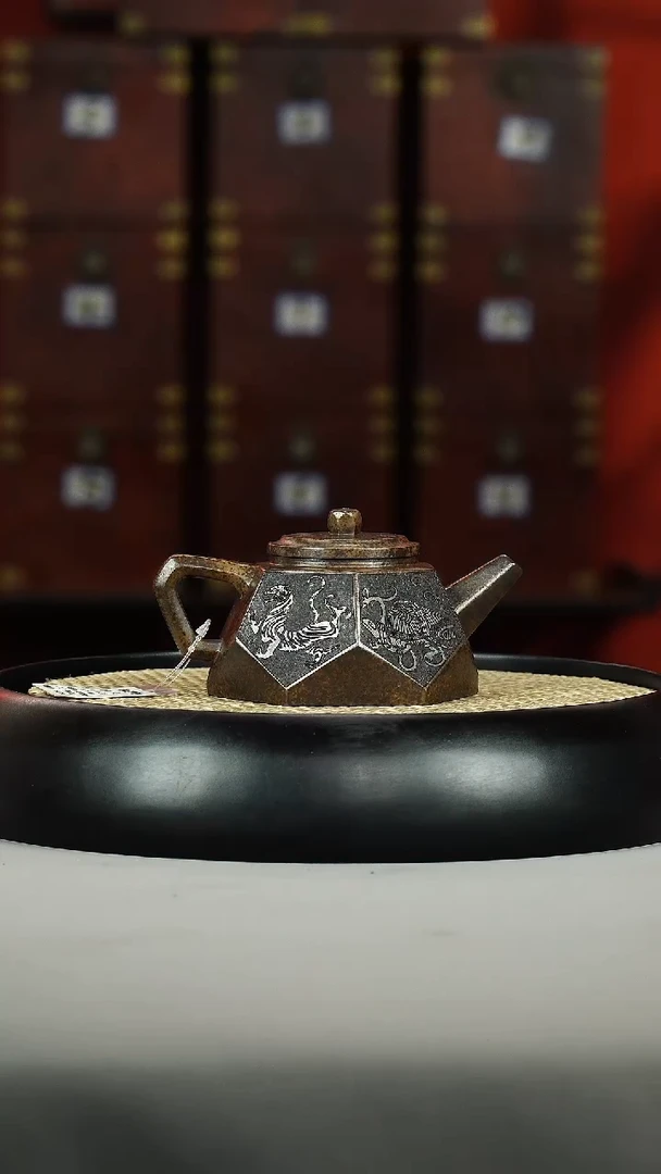 茶壶紫砂龙背青 钻石  刻绘 四大神兽