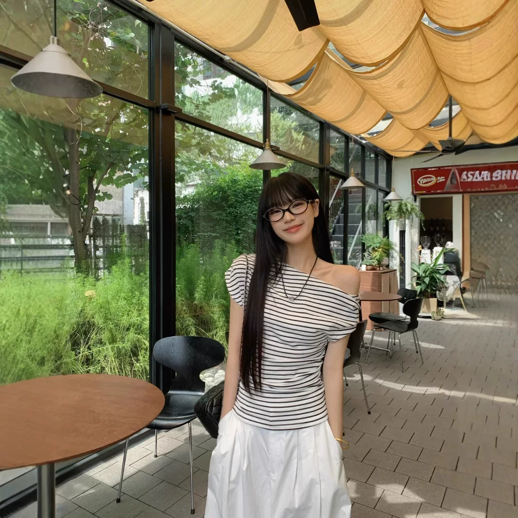 公主风辣妹斜肩弹性不规则款T恤速干短袖高腰显瘦设计感