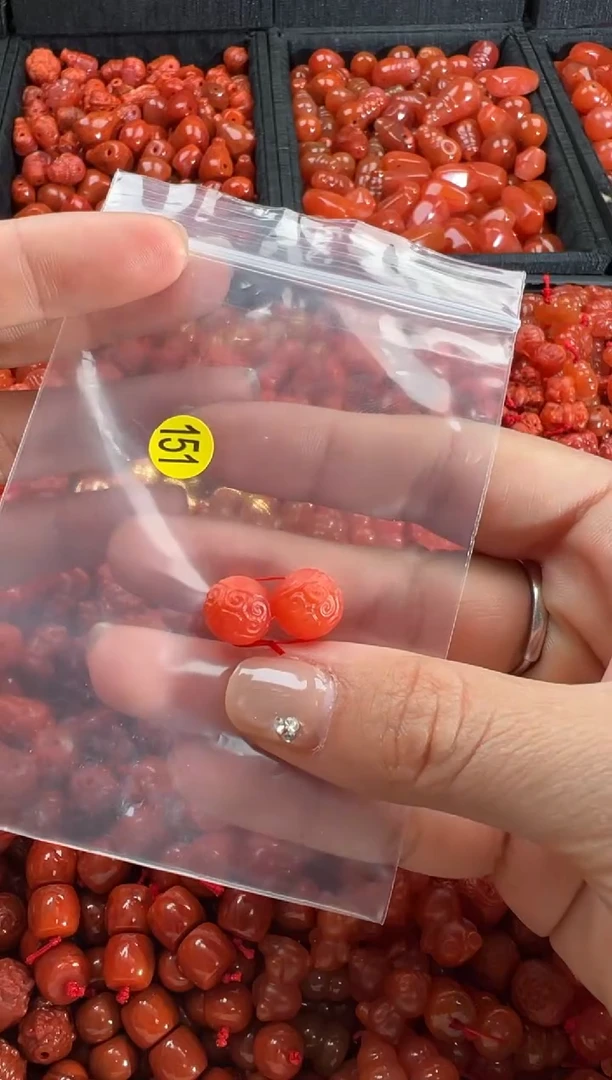 【闪购商品】南红玛瑙颈饰未镶嵌1