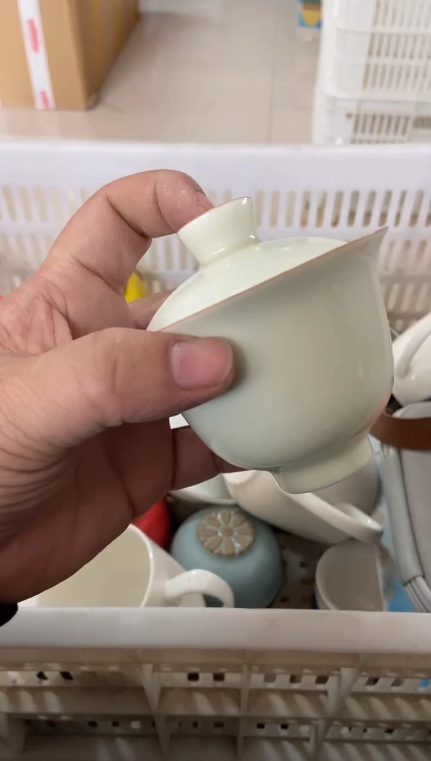 杯无运费险有瑕疵的摄影的产品有使用过的痕迹有点脏介意勿拍