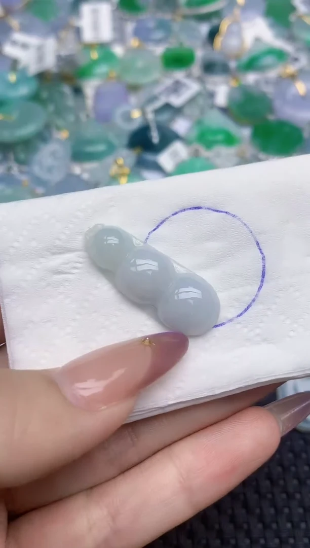 翡翠未镶嵌颈饰   天然翡翠A货  百元以上9米证书费自理