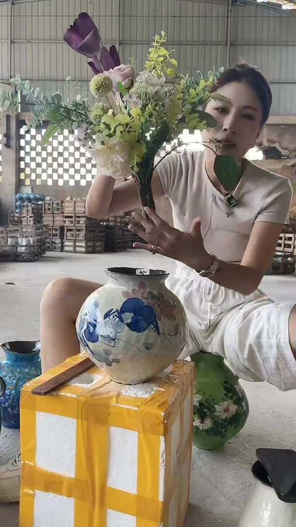 景德镇陶瓷花瓶111