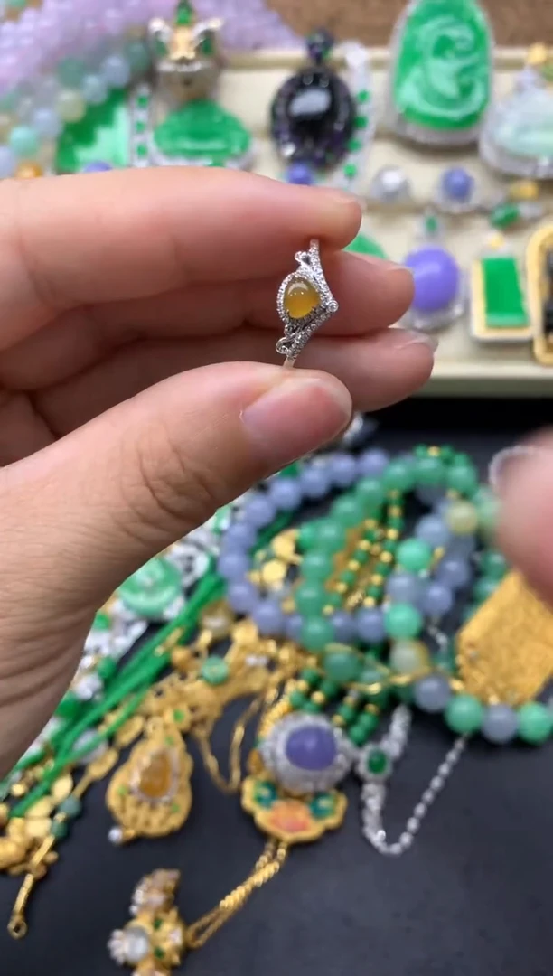 【闪购商品】翡翠戒指18K金镶嵌157-中国好珍宝