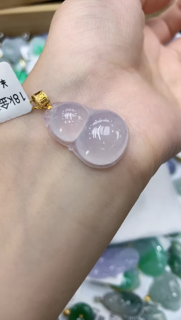 翡翠18K金镶嵌颈饰111111111111