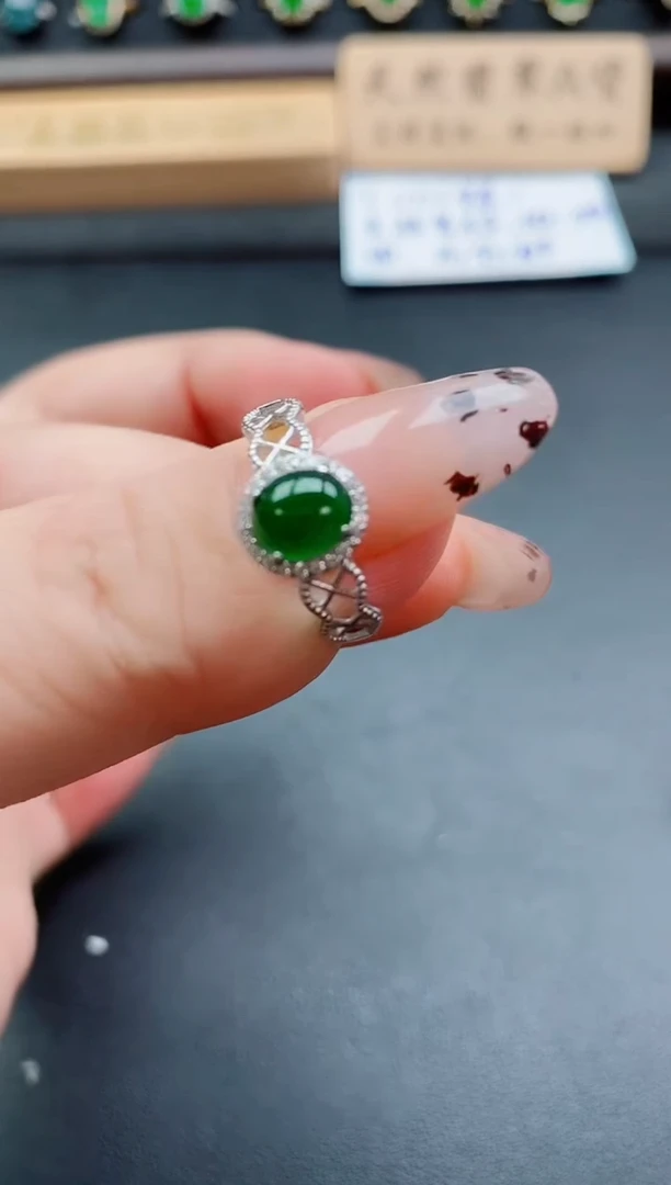 银S925镶嵌戒指翡翠1