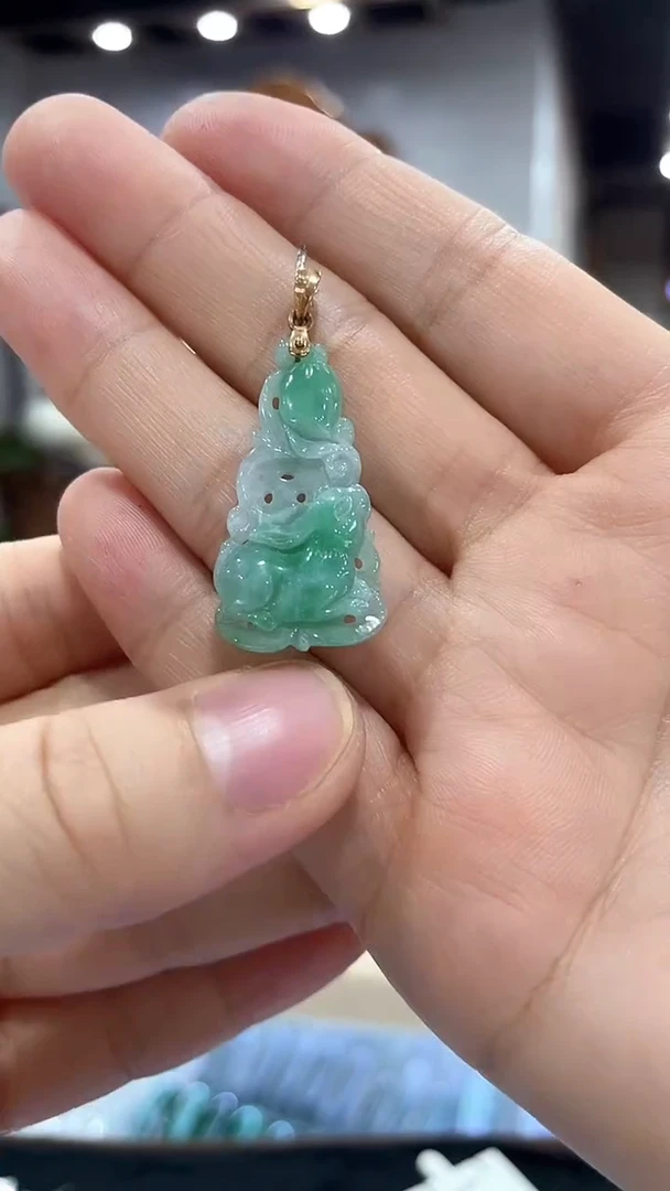 吊坠(不含链)18K金镶嵌翡翠9996