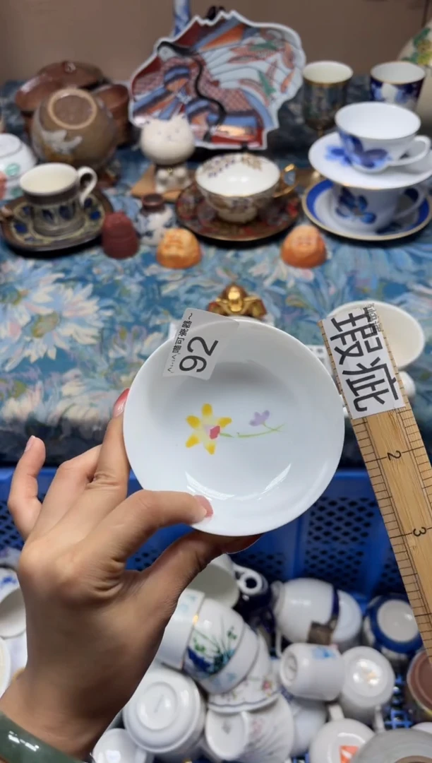 手工艺品琉璃蚂*?92