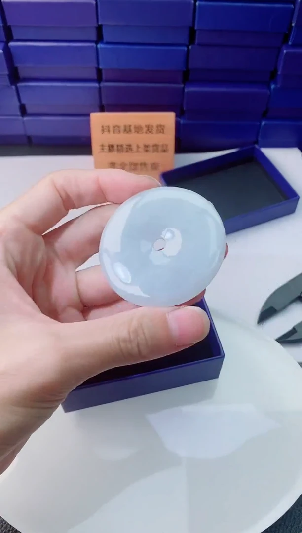 翡翠未镶嵌颈饰1111111111