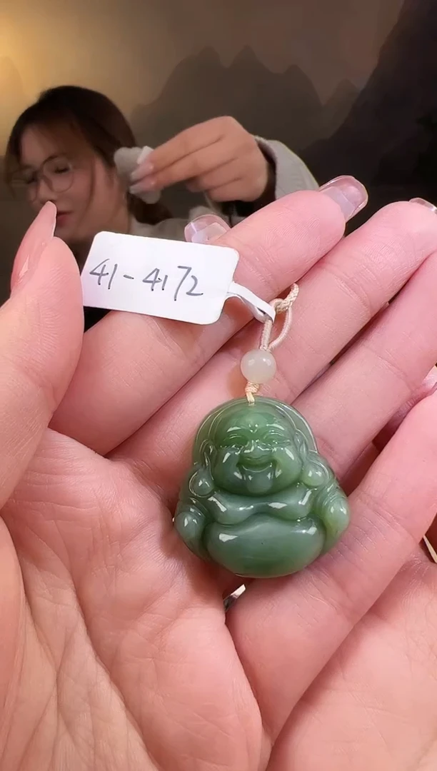 【闪购商品】和田玉颈饰未镶嵌佛公4172带包容