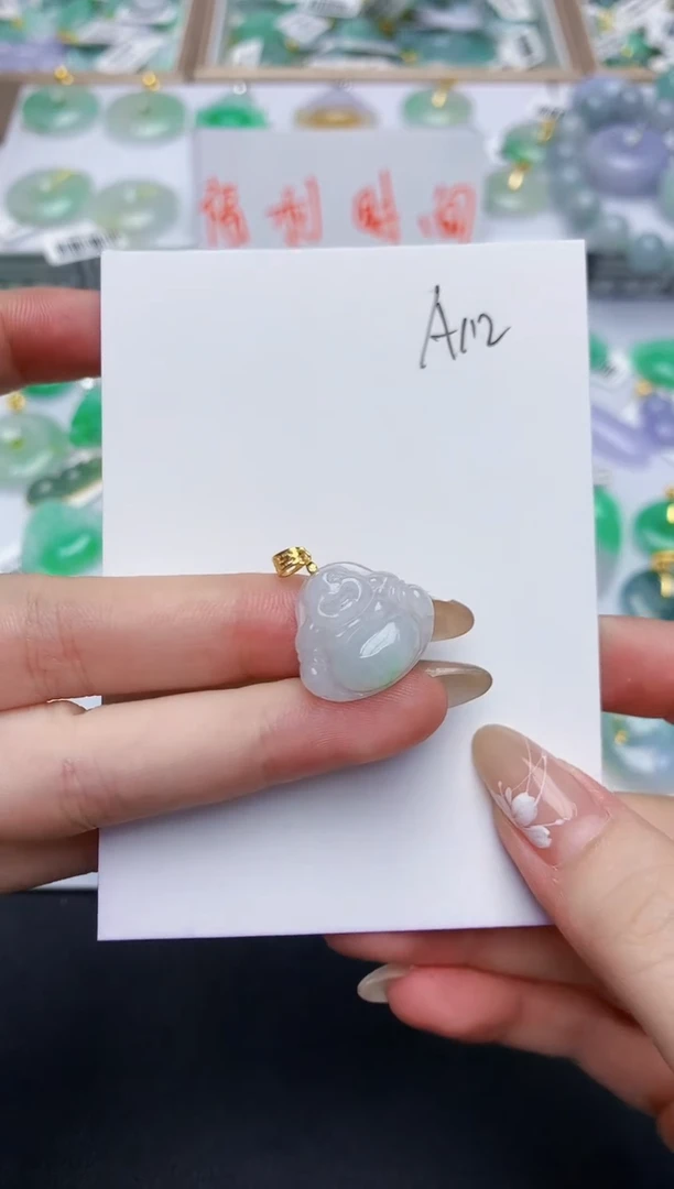 翡翠未镶嵌颈饰天然缅甸翡翠A货