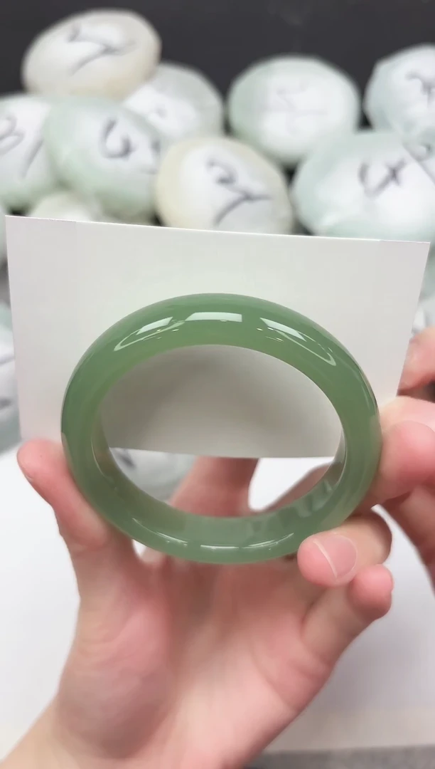 东凌女款手镯111-54.6