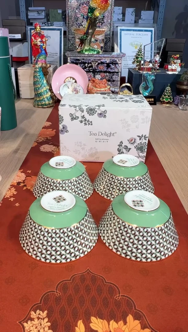 【闪购商品】杯89歌剧院饭碗套四（斜纹绿）