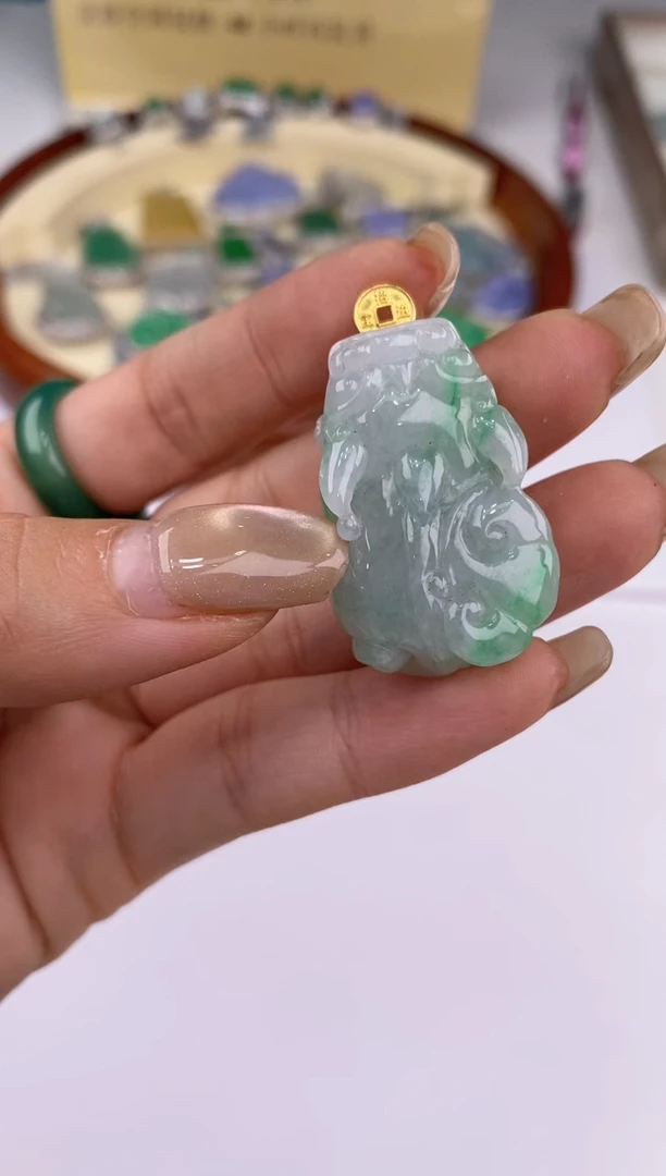 翡翠18K金镶嵌吊坠(不含链)37190