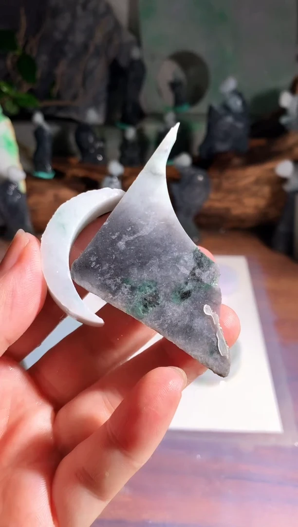 翡翠未镶嵌吊坠(不含链)G214