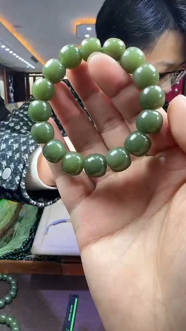 未镶嵌和田玉挂件【陆1226】21 gx 多样性发其一