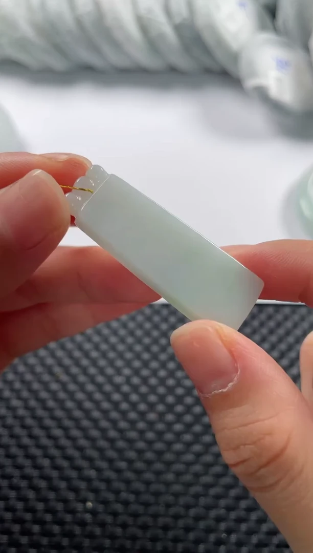 颈饰未镶嵌翡翠0009