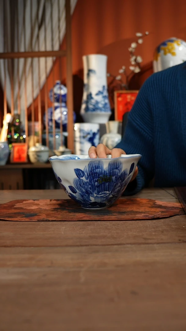 现代高温釉下彩手绘陶瓷餐具