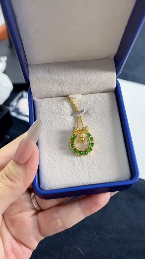 吊坠(不含链)银S925镶嵌翡翠翡翠项链