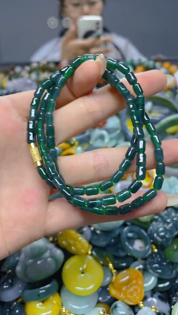 颈饰未镶嵌翡翠5MM/ J /翡翠A货，一件也是批发价