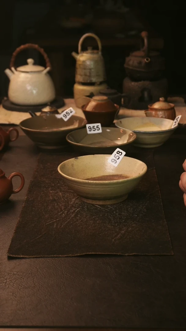 【闪购商品】壶古拙壶承开片 锔钉958