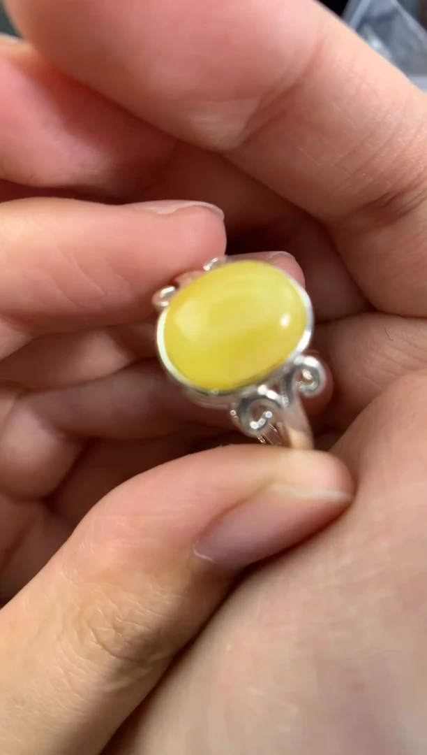 蜜蜡未镶嵌珠宝奇石1