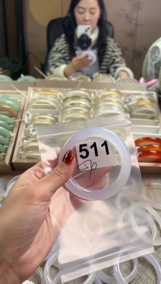 手镯玛瑙/玉髓未镶嵌511