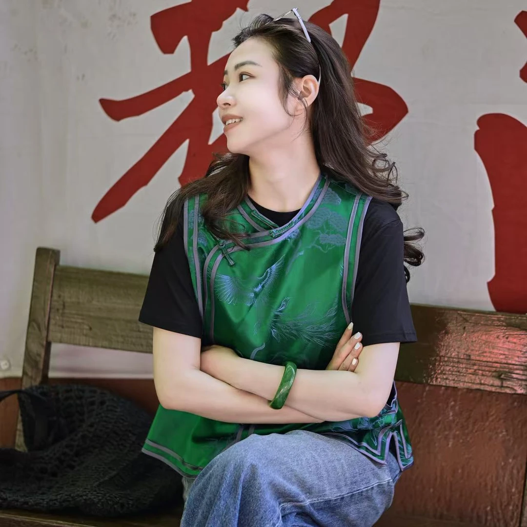 谢美丽-精选包边提花国风马甲新中式