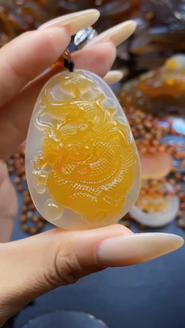 玛瑙/玉髓颈饰未镶嵌ll