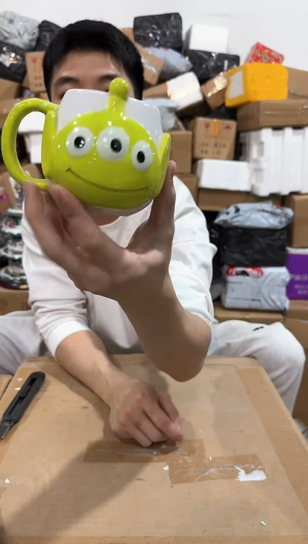 瓷片三眼仔大肚杯