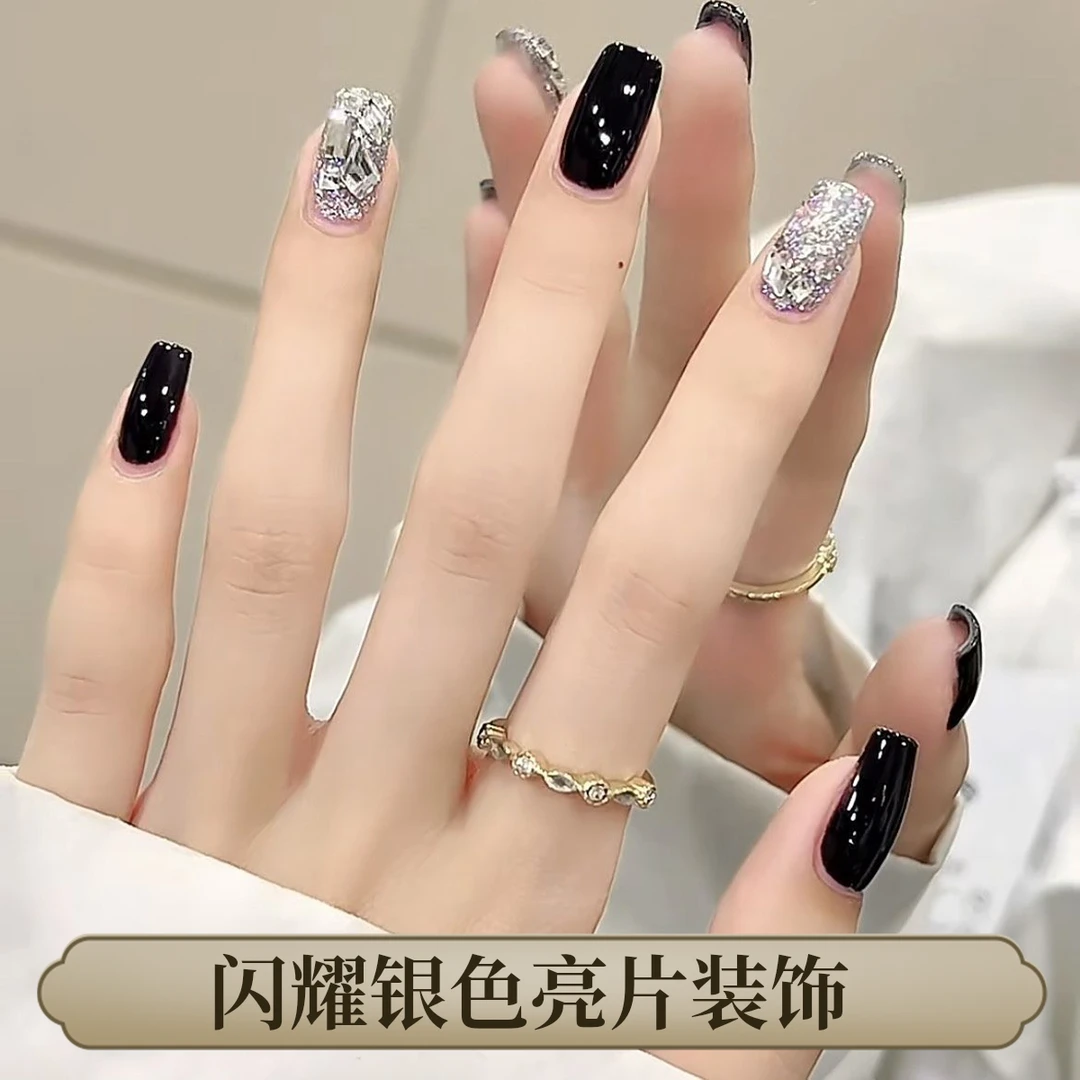 美甲穿戴甲片2025新款高级感纯手工穿戴甲黑色跳色中长款爆闪满钻