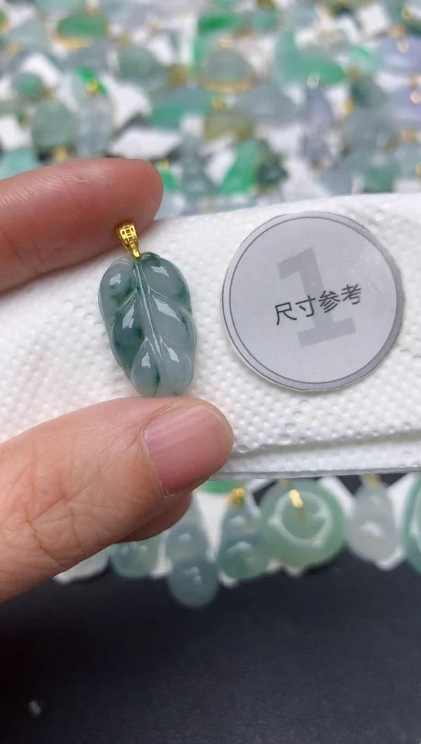 颈饰未镶嵌翡翠天然缅甸A货翡翠