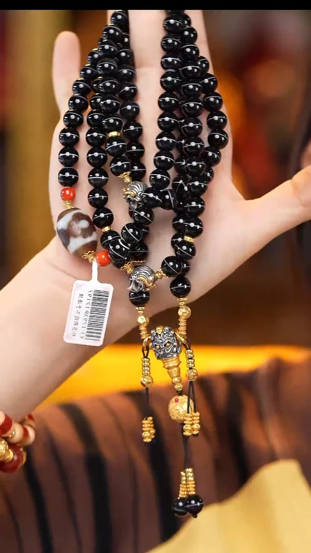 【闪购商品】玛瑙/玉髓颈饰银S925镶嵌Z28801三眼108