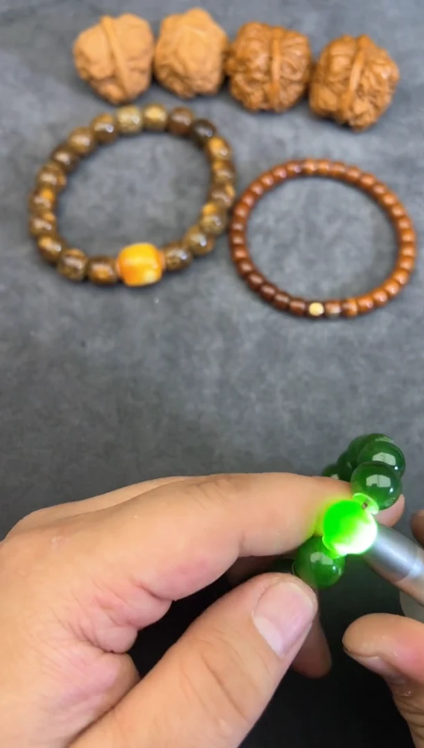 【闪购商品】翡翠手链未镶嵌翡翠手串1