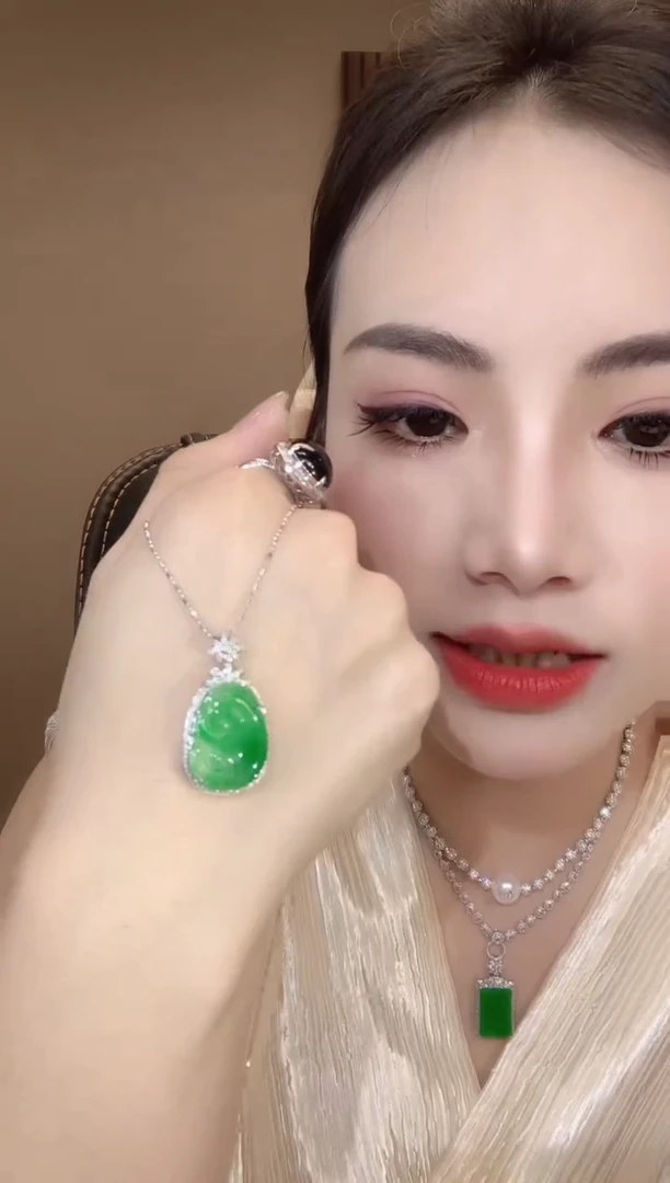 翡翠18K金镶嵌吊坠(不含链)A12