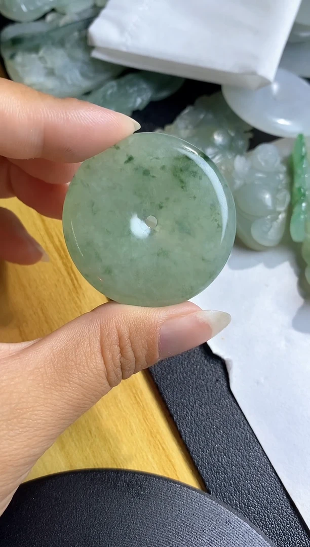 定制翡翠未镶嵌876564