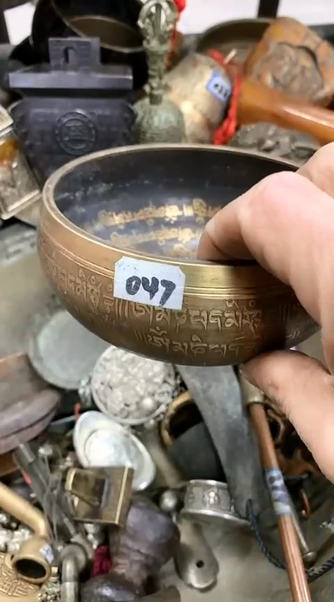 【闪购商品】一物一拍编号047号钵