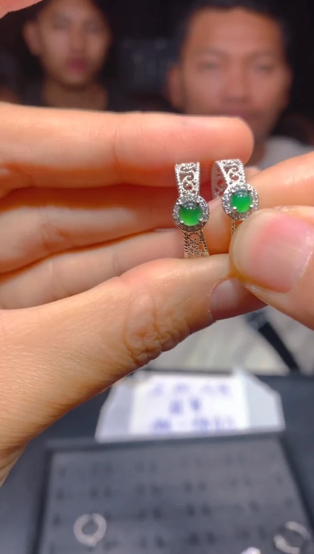 【闪购商品】定制翡翠未镶嵌4多样性发货（发其一）