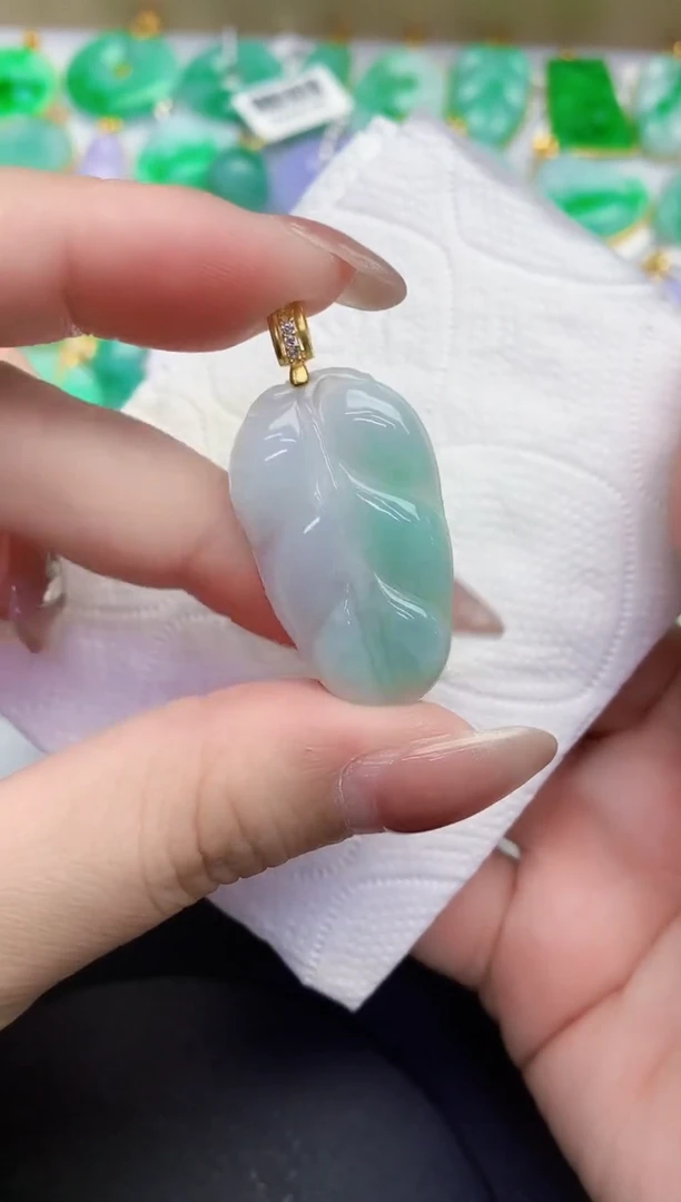 颈饰未镶嵌翡翠缅甸天然翡翠a货