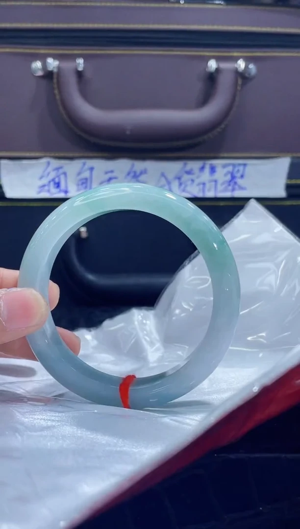 未镶嵌手镯翡翠12
