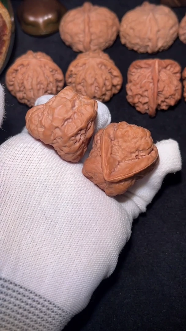 把件文玩核桃精品蛤蟆头异形肚39