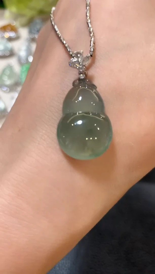 吊坠(不含链)18K金镶嵌翡翠n22