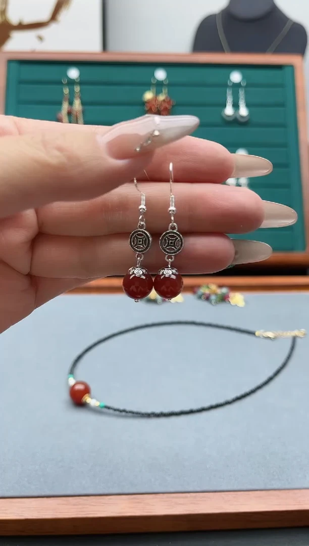 【闪购商品】南红玛瑙耳饰银S925镶嵌8891