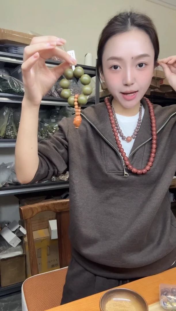 泥塑绿沈1.8指捻微瑕