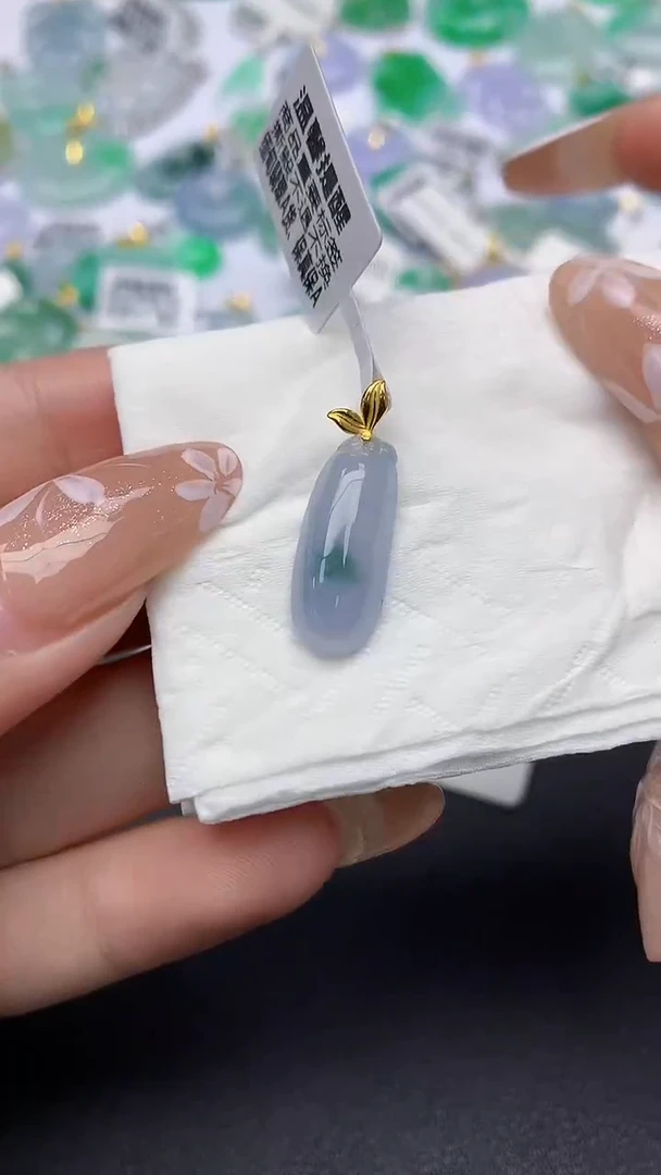 颈饰18K金镶嵌翡翠a货假一赔三支持复检百元上9元证书费自理