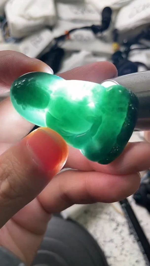 颈饰未镶嵌翡翠8