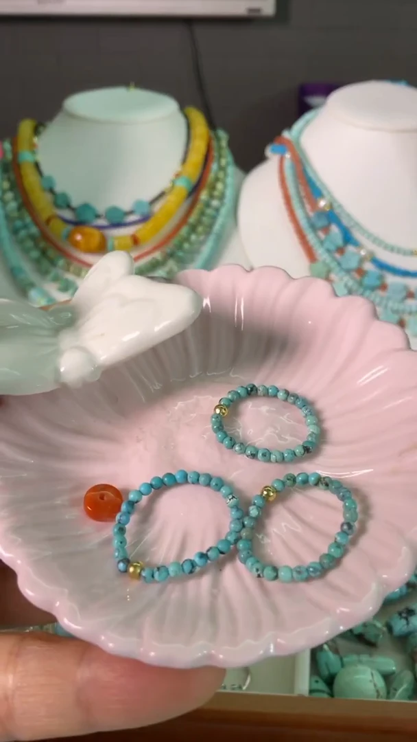 未镶嵌南红玛瑙珠宝奇石指环（一个）