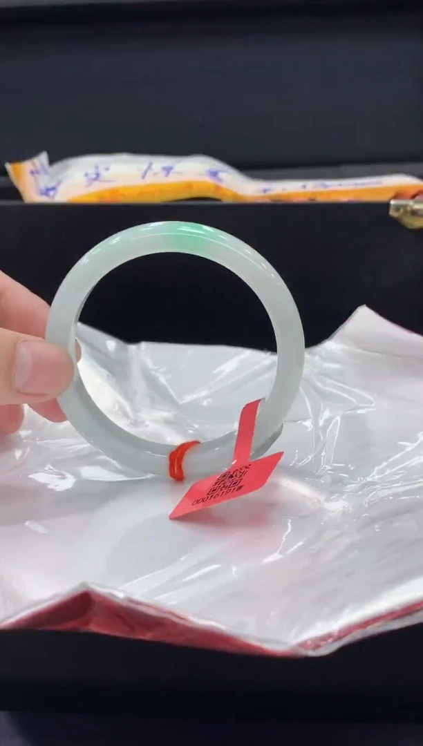 未镶嵌手镯翡翠翡翠手镯