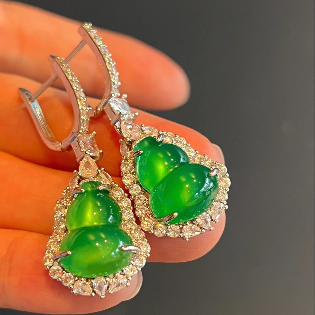 新中式国风新款保真玉石耳坠绿玉髓葫芦耳环女款绿色耳环高级感